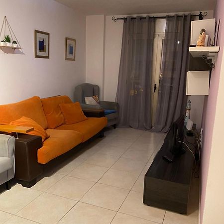 Apartamento A 5 Minutos Playa Andando Torredembarra Exteriör bild